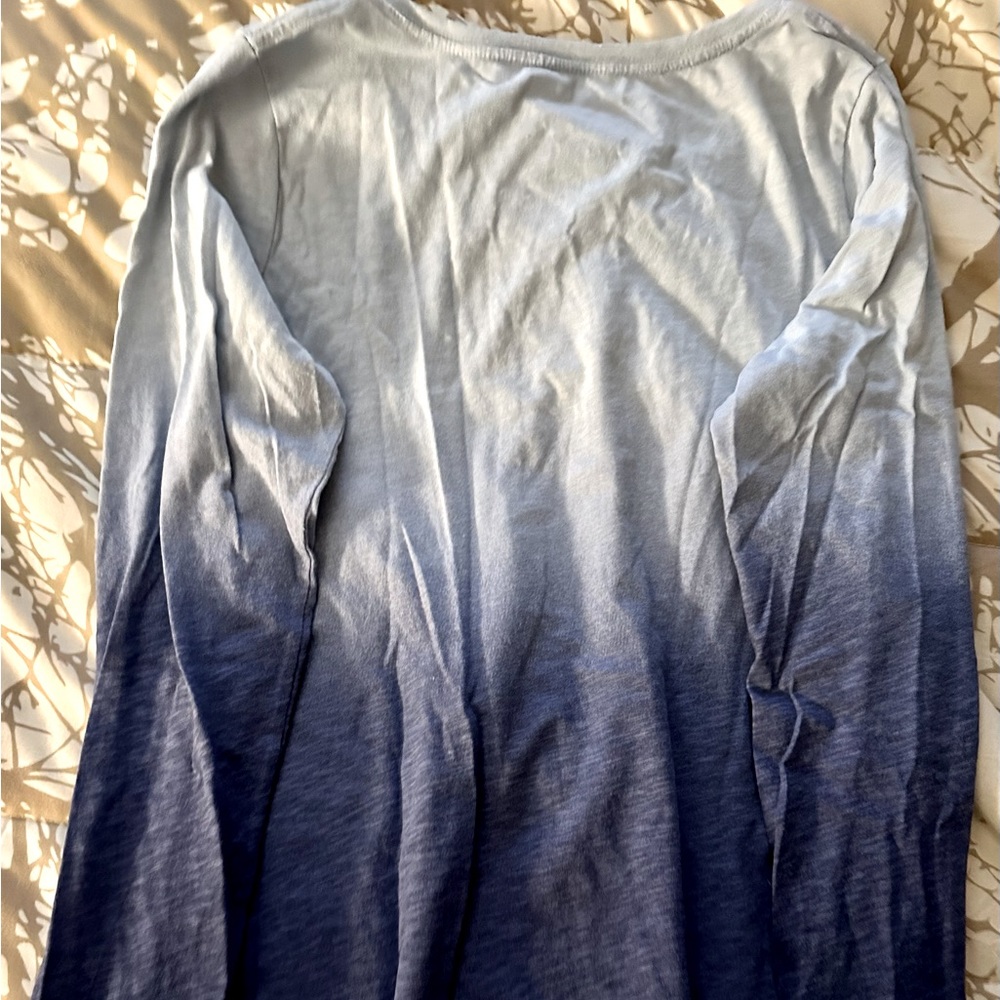 Women’s Sonoma Ombré Blue Long Sleeve Shirt - Picture 4 of 4
